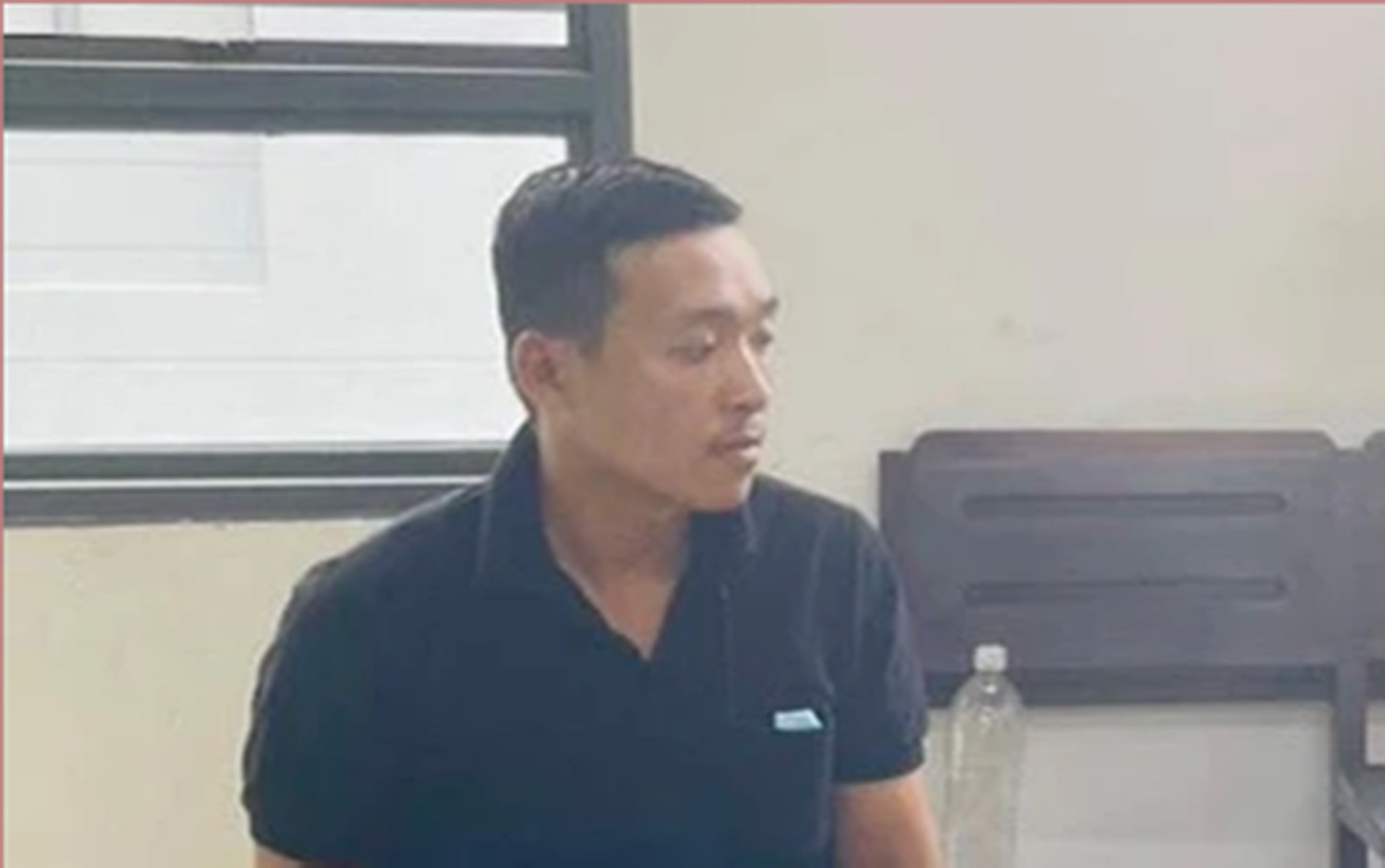 Bảo vệ chung cư cầm xe BMW, Mercedes của cư dân lấy tiền đánh bạc