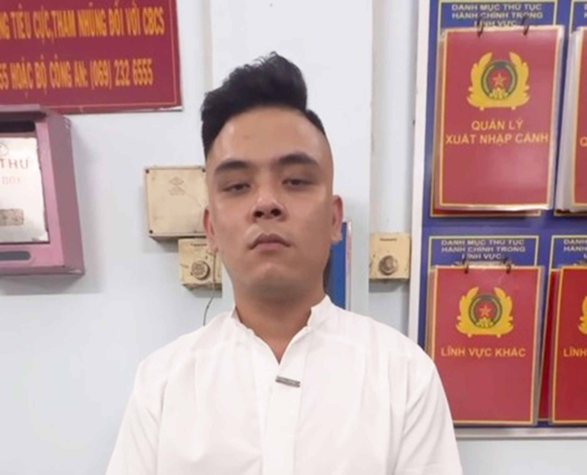 Bắt khẩn cấp kẻ đánh bảo vệ phố đi bộ Nguyễn Huệ khi bị nhắc không thả rông chó