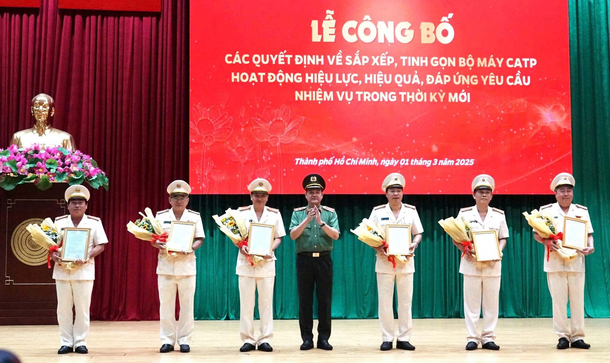 Công an TP.HCM giải thể Công an TP Thủ Đức, 16 quận và 5 huyện