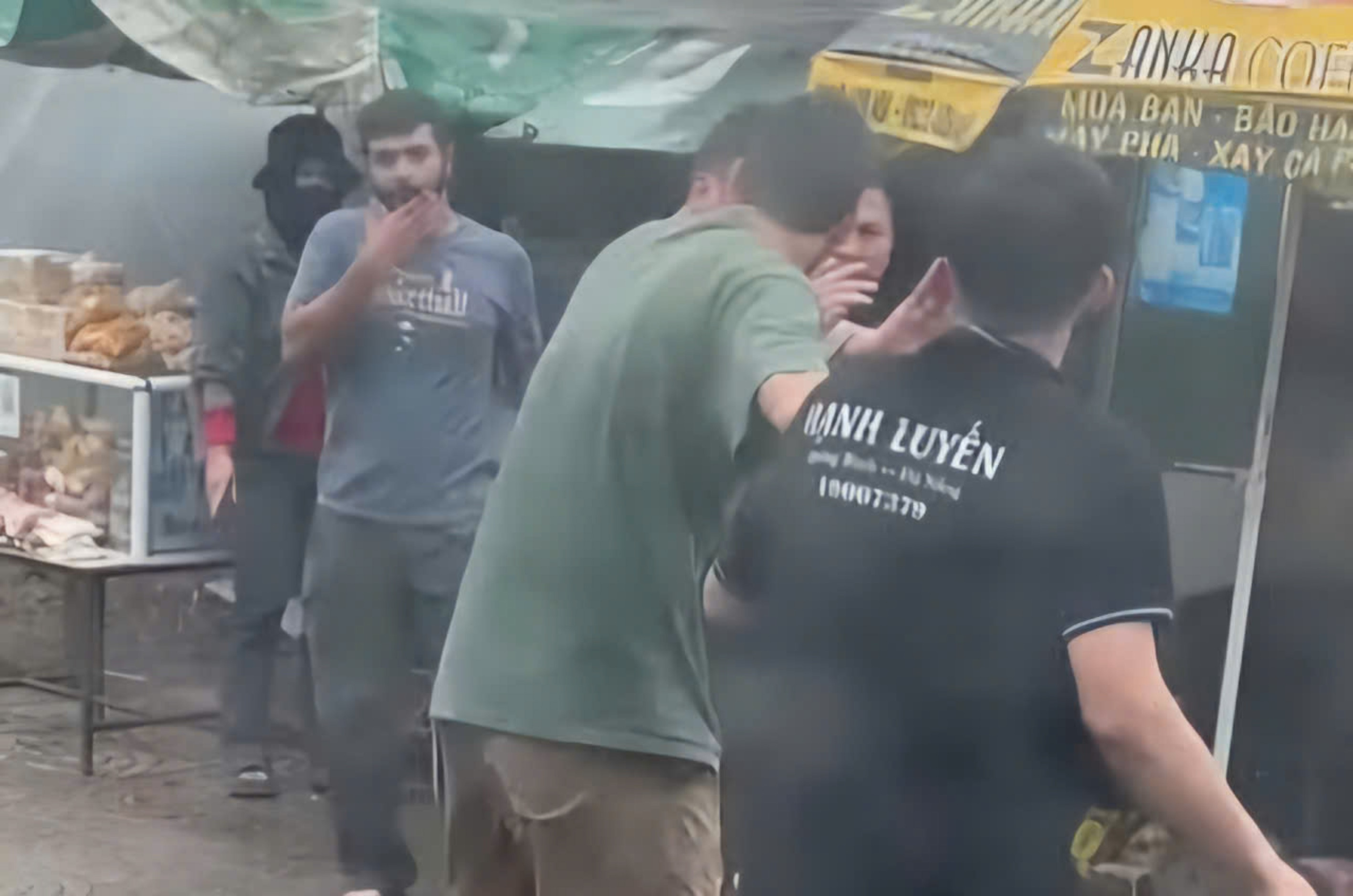 Nhà xe ở Quảng Bình lên tiếng việc nhân viên ẩu đả với hành khách nước ngoài