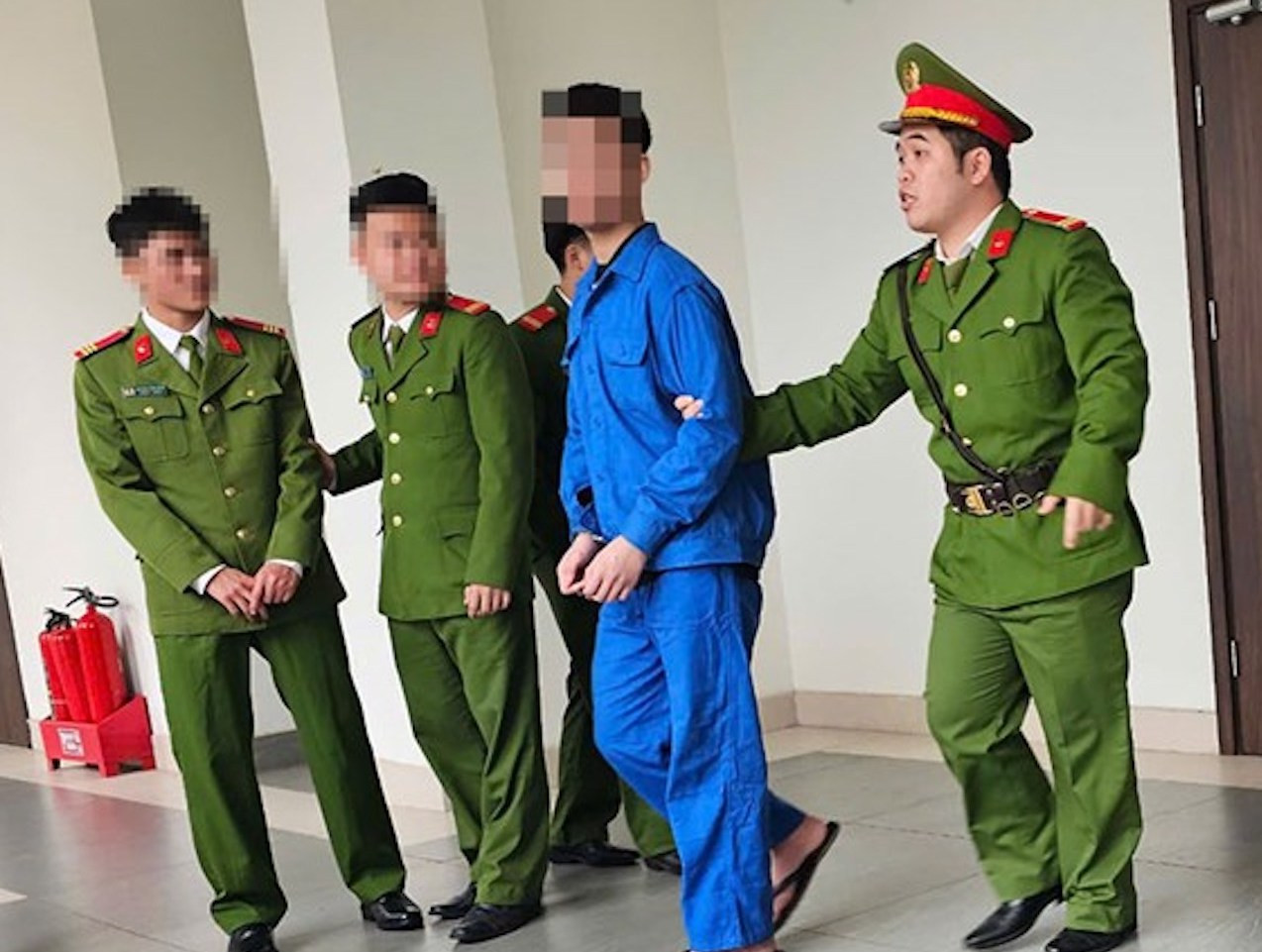 Thiếu niên đánh nam sinh lớp 8 chết não lĩnh y án 4 năm 9 tháng tù