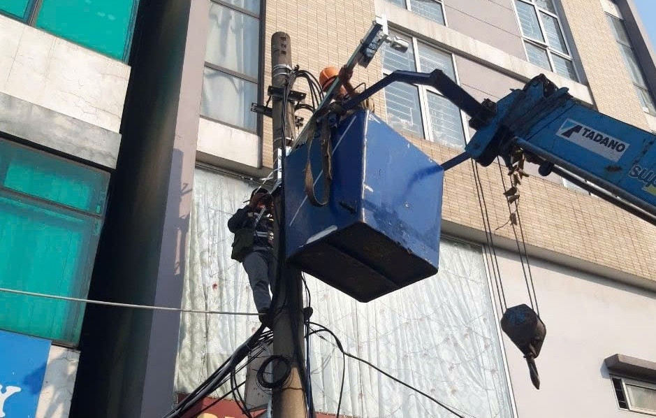 Một quận ở Hà Nội chi 40,5 tỷ đồng lắp camera phạt người dân vứt rác bừa bãi