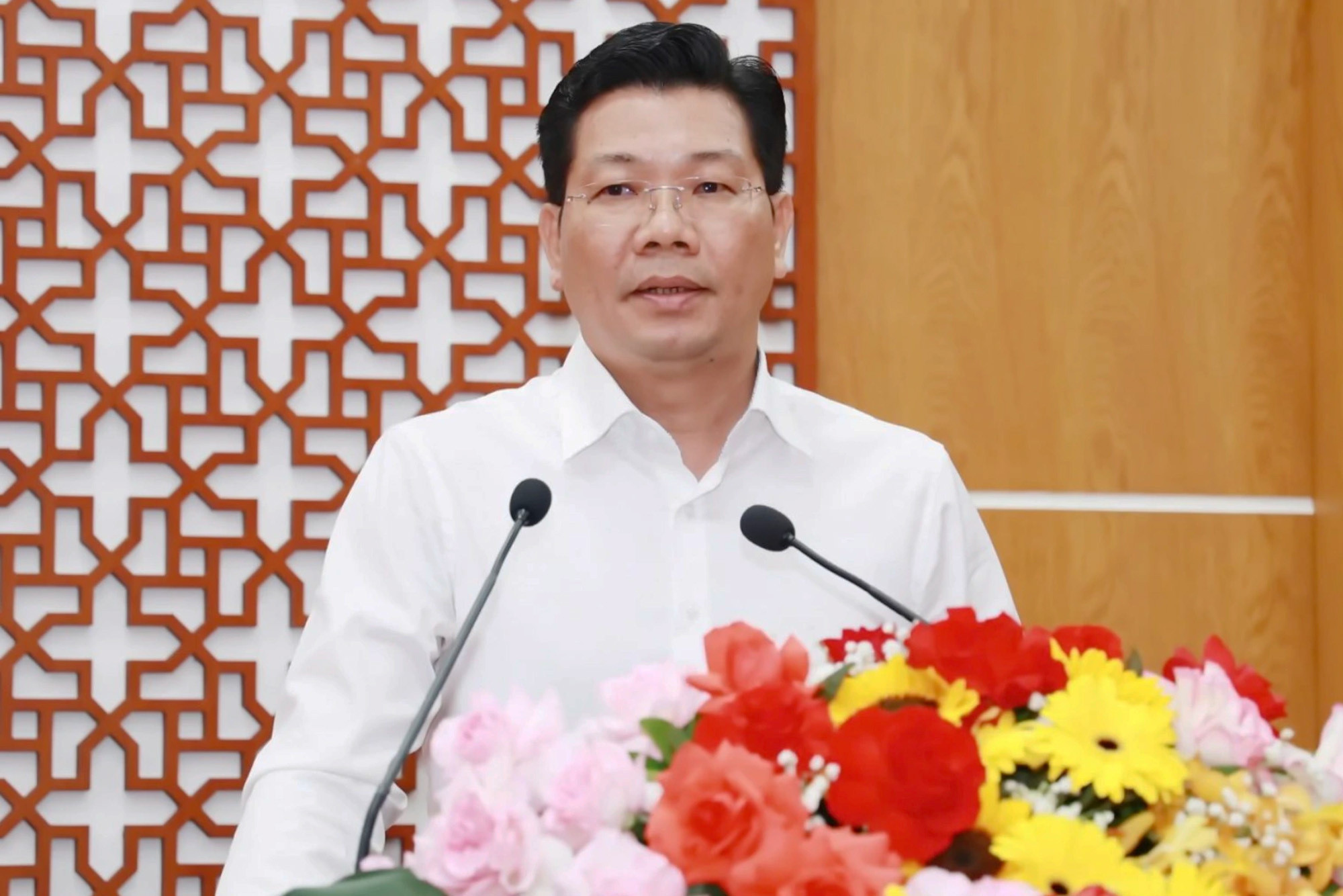 Bộ Chính trị chuẩn y, trao quyết định cho Bí thư Tỉnh ủy Tây Ninh