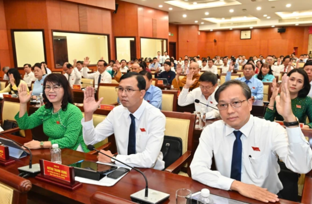 TP.HCM đề xuất bỏ chính sách hỗ trợ cán bộ thôi việc khi sắp xếp bộ máy