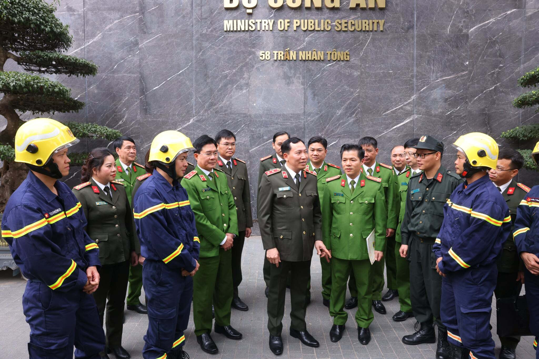 Công an Việt Nam sang Myanmar với tinh thần 'giúp bạn như giúp mình'