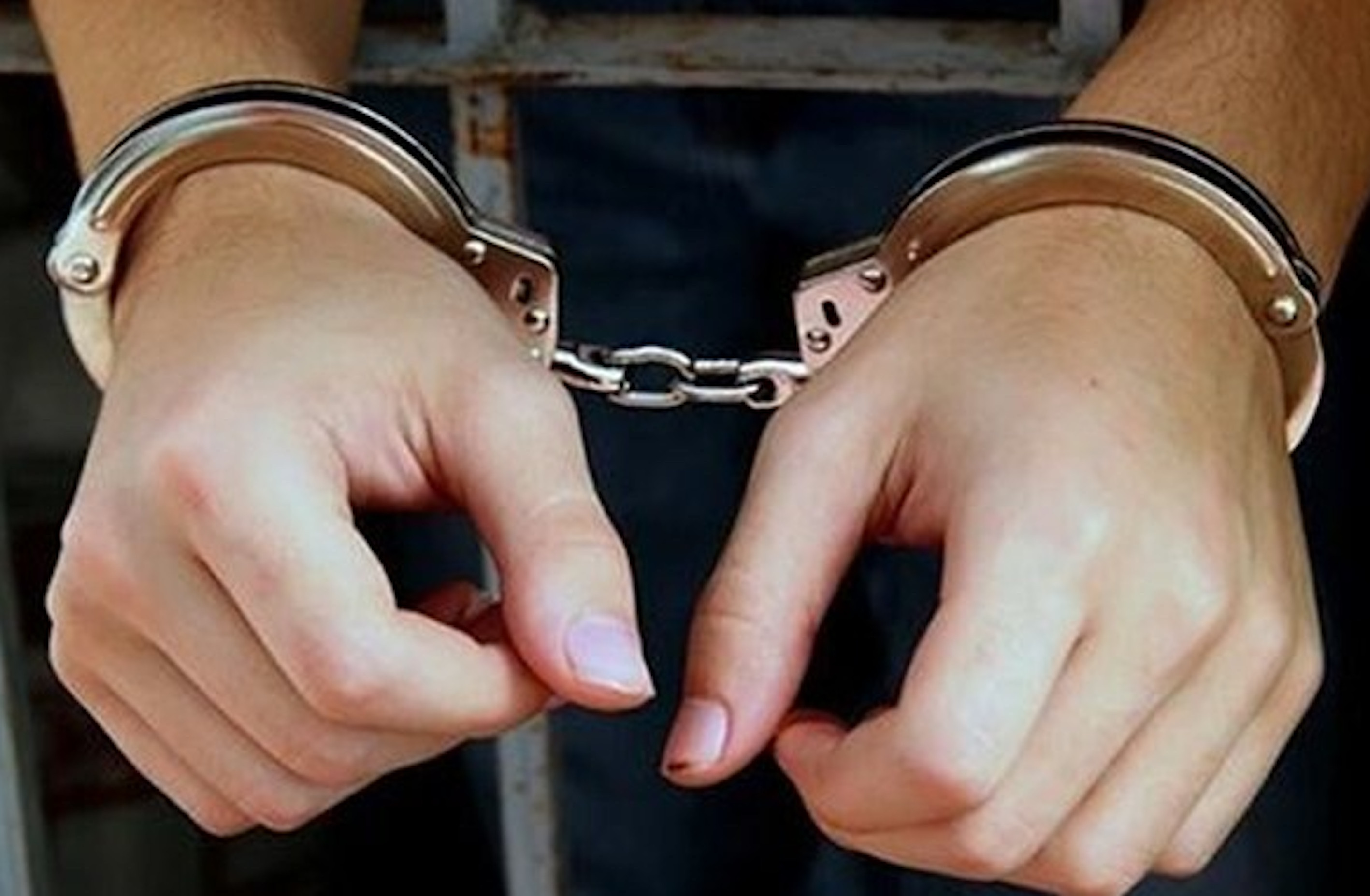 Nam MC ở Quảng Trị cùng vợ dùng clip nhạy cảm tống tiền 