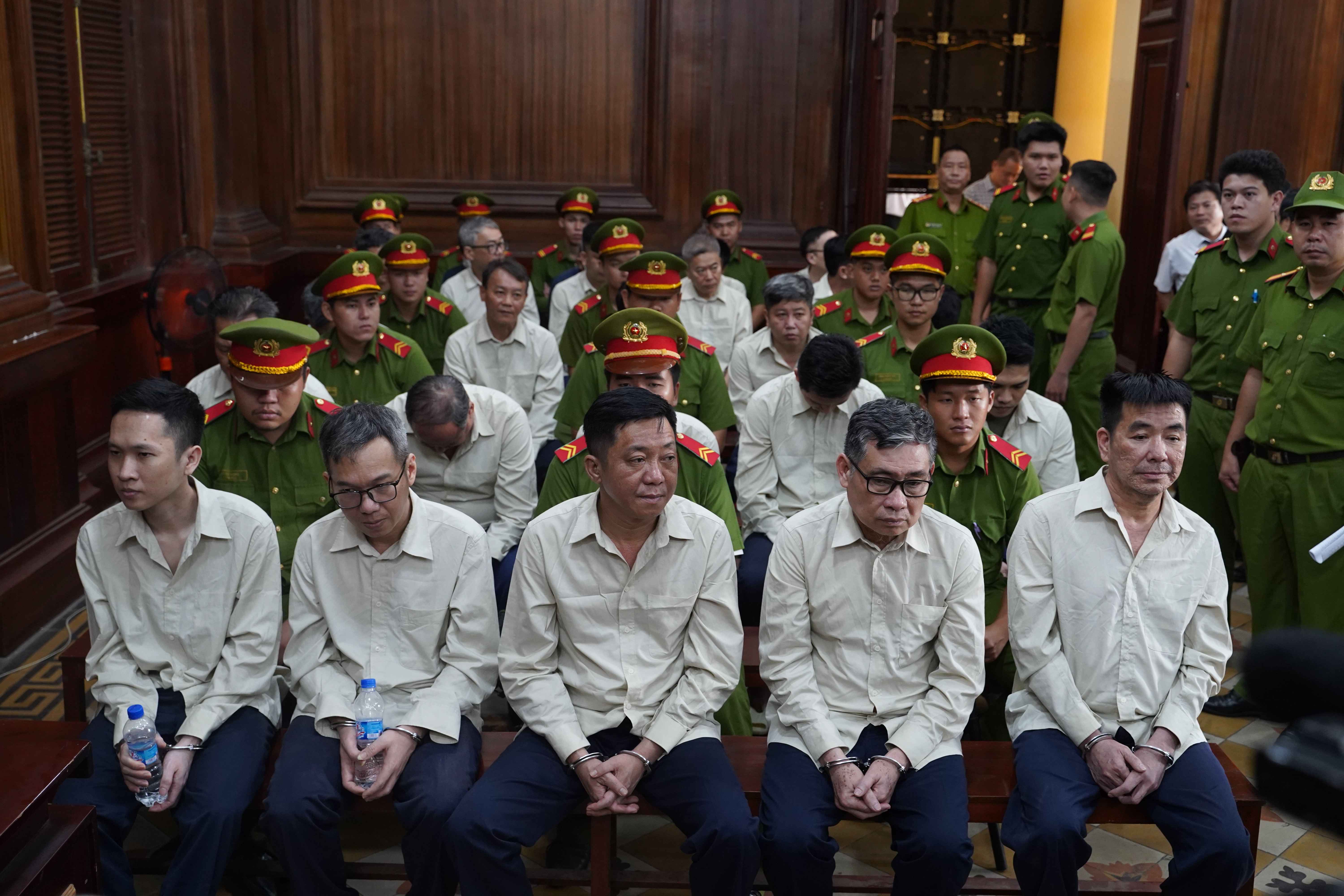 Hôm nay tuyên án cựu Chủ tịch An Giang cầm tiền, ‘nâng đỡ’ khai thác cát lậu