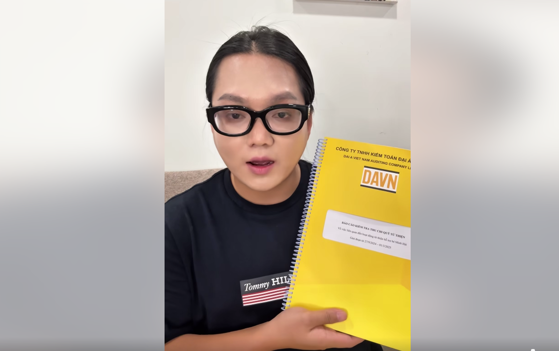 Phạm Thoại báo cáo kết quả kiểm toán tiền ủng hộ bé Bắp, tự bỏ thêm 1 tỷ từ thiện