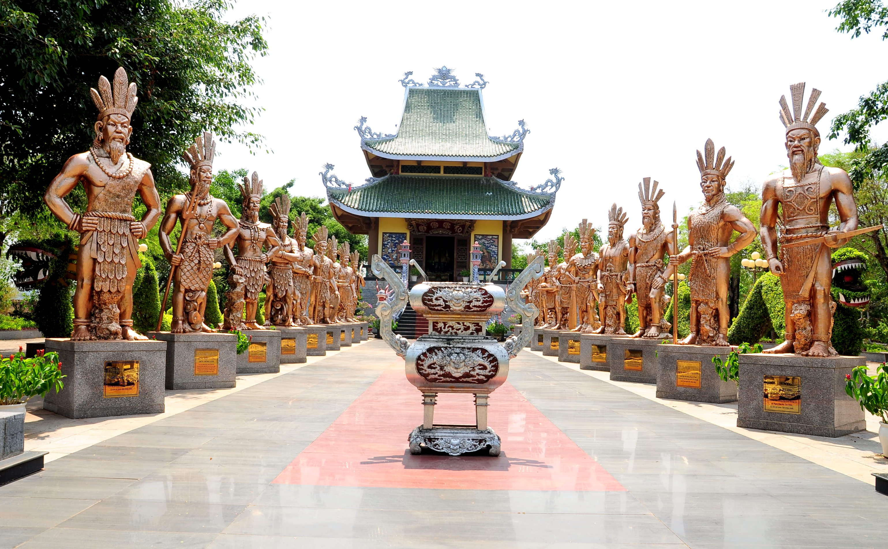 Điều kỳ lạ về tuổi thọ 300 - 400 năm của các vua Hùng