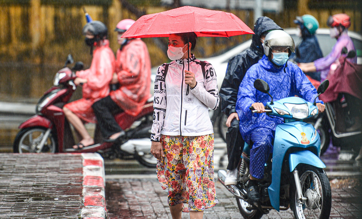 Miền Bắc sắp đón không khí lạnh tăng cường, nhiều nơi mưa lớn