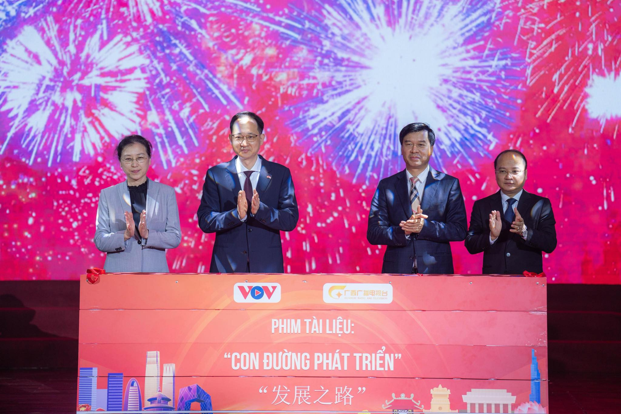 Toàn cảnh chương trình gặp gỡ, giao lưu truyền thông Việt Nam - Trung Quốc