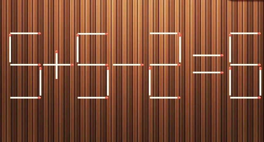 Di chuyển một que diêm để phép tính 5+5-2=6 thành đúng