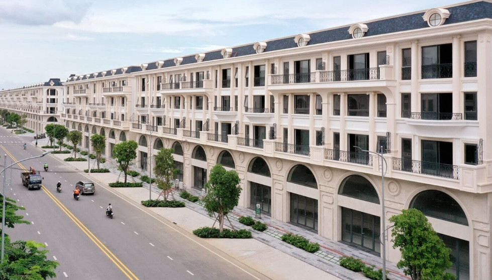 Nhà trên 30 tỷ đồng chiếm 70% nguồn cung ở TP.HCM, tiêu thụ yếu