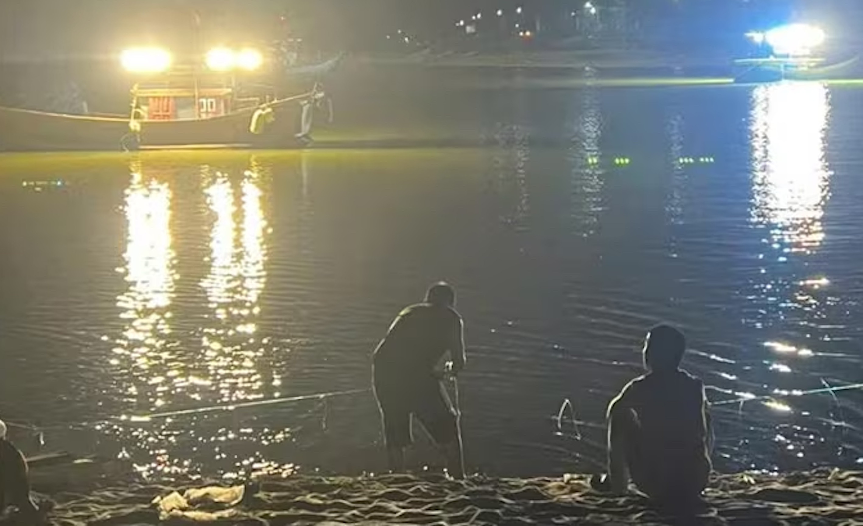 Tìm thấy thi thể 2 học sinh mất tích khi tắm sông ở Quảng Bình