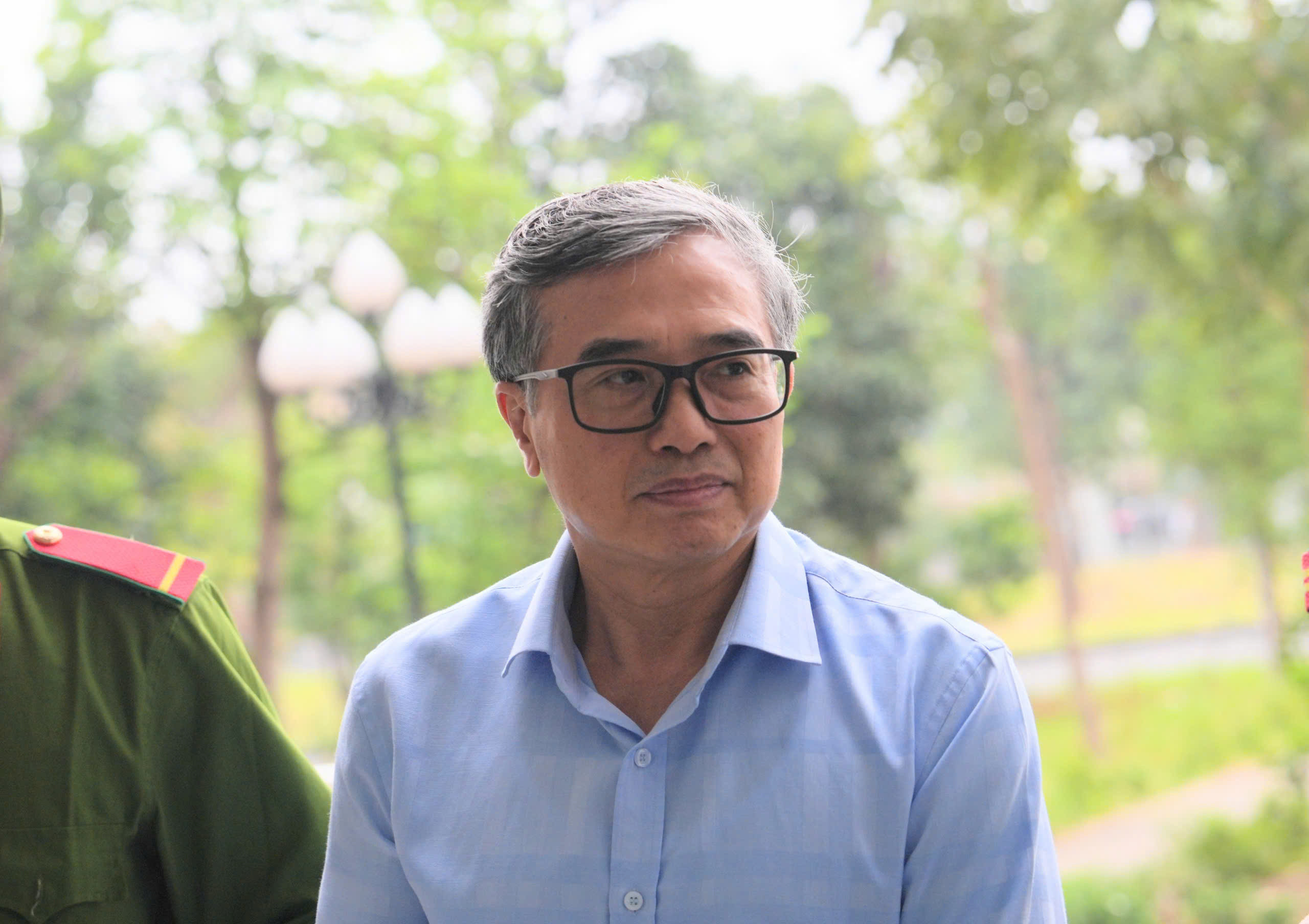 Cựu Thứ trưởng Bộ Công Thương Hoàng Quốc Vượng khai đã nhận 'cảm ơn' 1,5 tỷ đồng