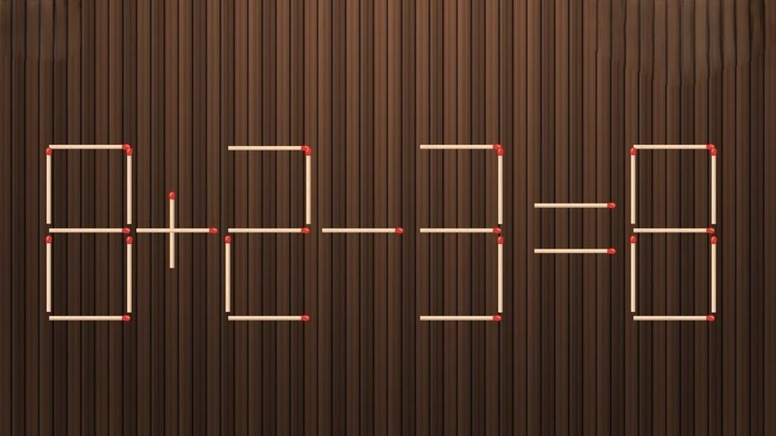 Di chuyển 1 que diêm để phép tính 8 + 2 - 3 = 8 từ sai thành đúng