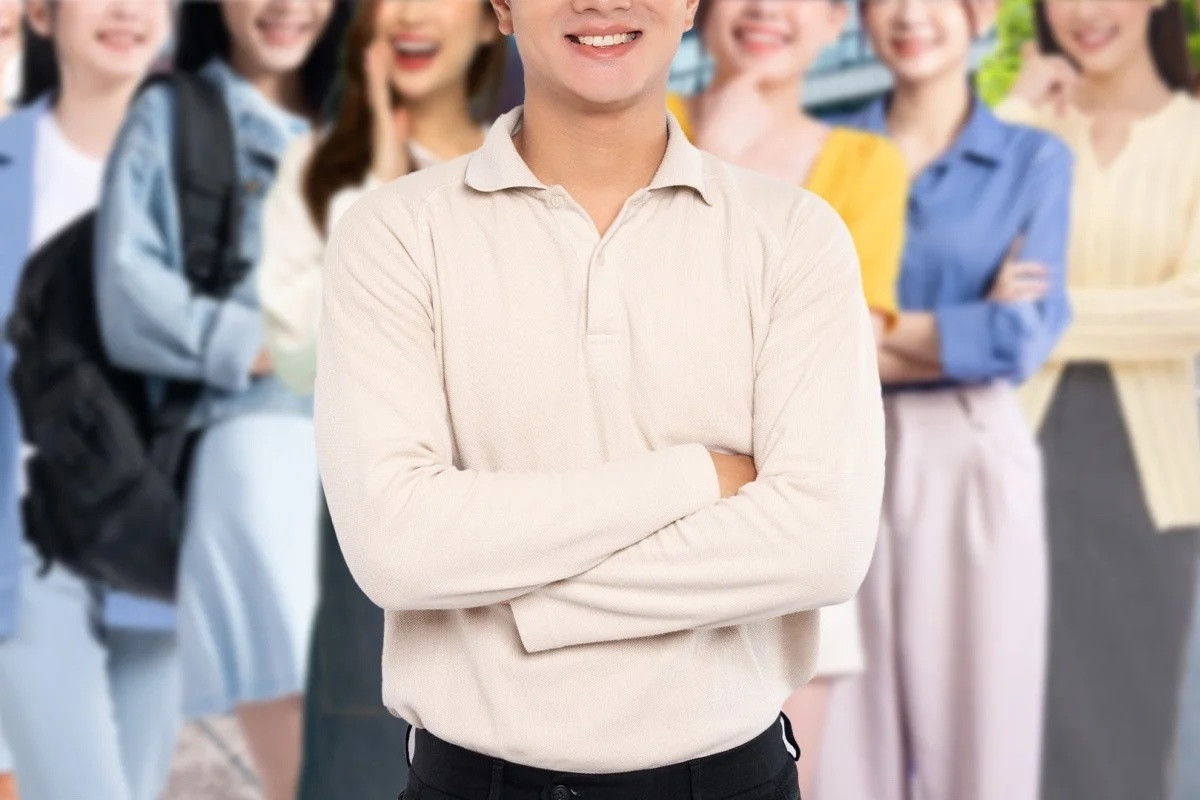 Dùng chứng minh thư giả hẹn hò nhiều nữ sinh, ép phá thai, giảng viên bị sa thải