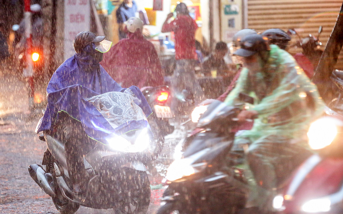 Dự báo thời tiết 10 ngày: Miền Bắc chấm dứt nắng nóng, trời chuyển mưa dông