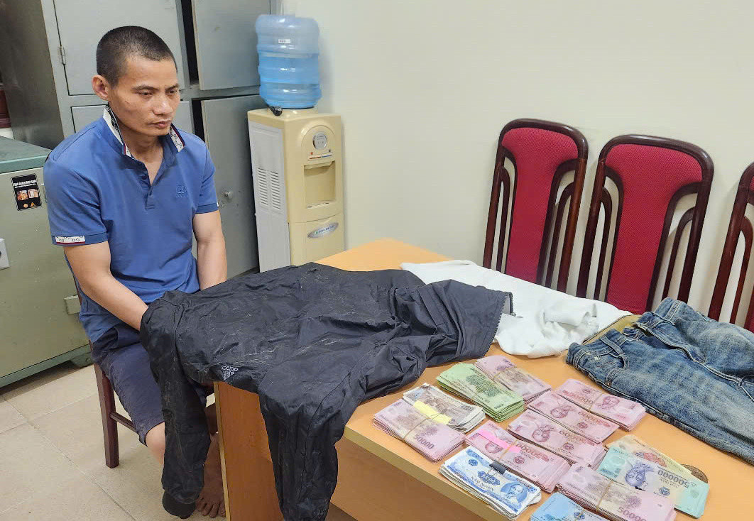 Nghi phạm khai cướp ngân hàng 'để được đi tù'