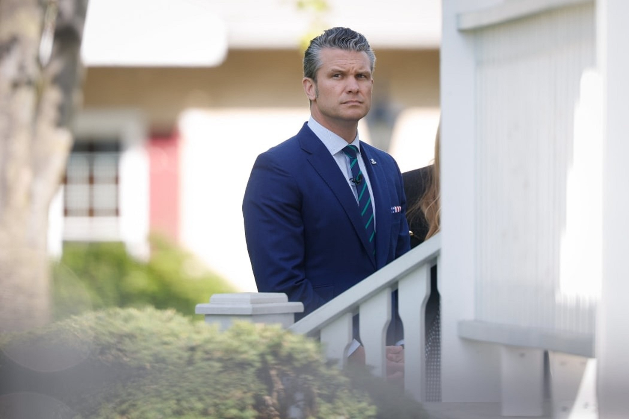 Hỗn loạn bên trong Lầu Năm Góc 