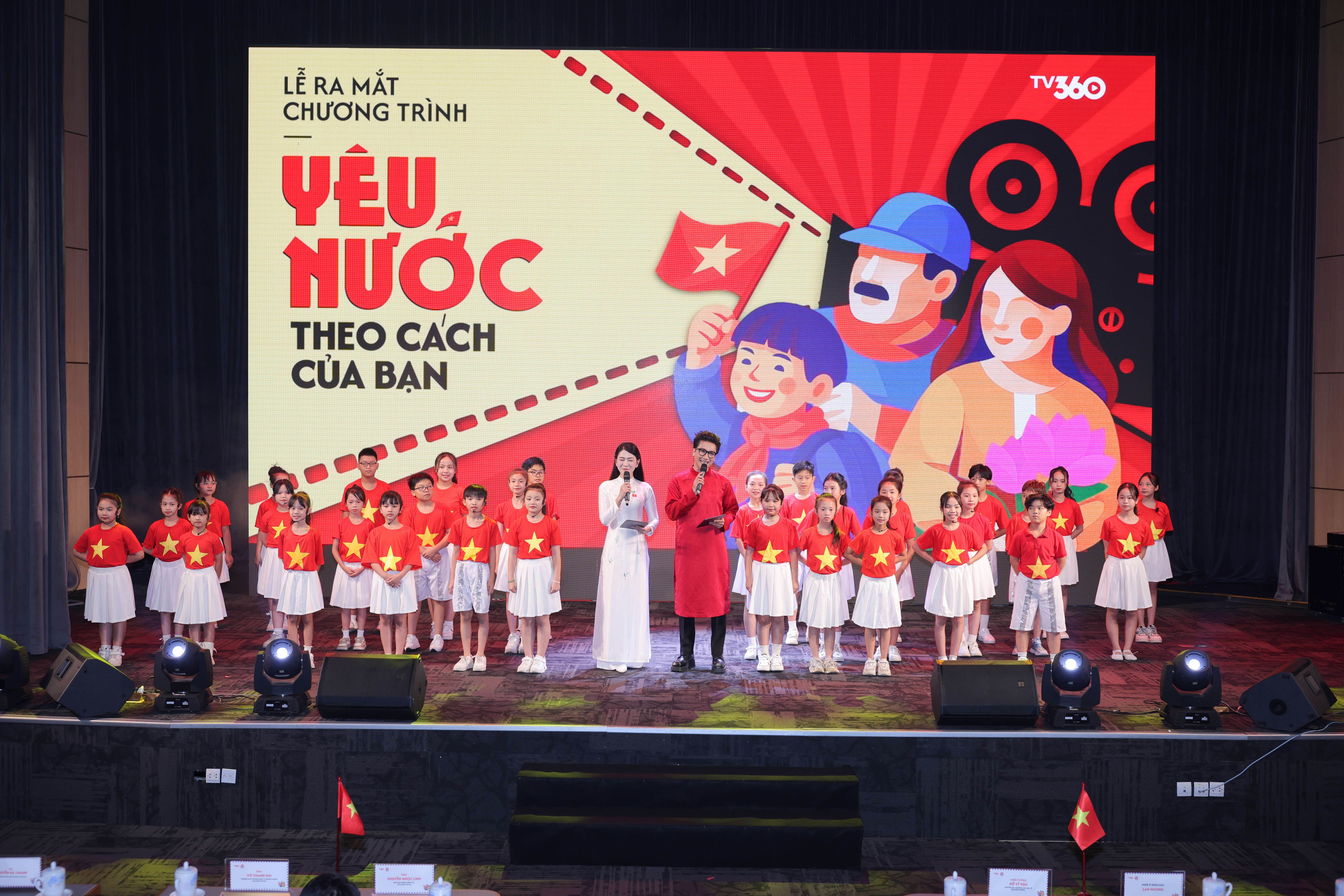 ‘Yêu nước theo cách của bạn’ - kể chuyện truyền cảm hứng bằng video ngắn