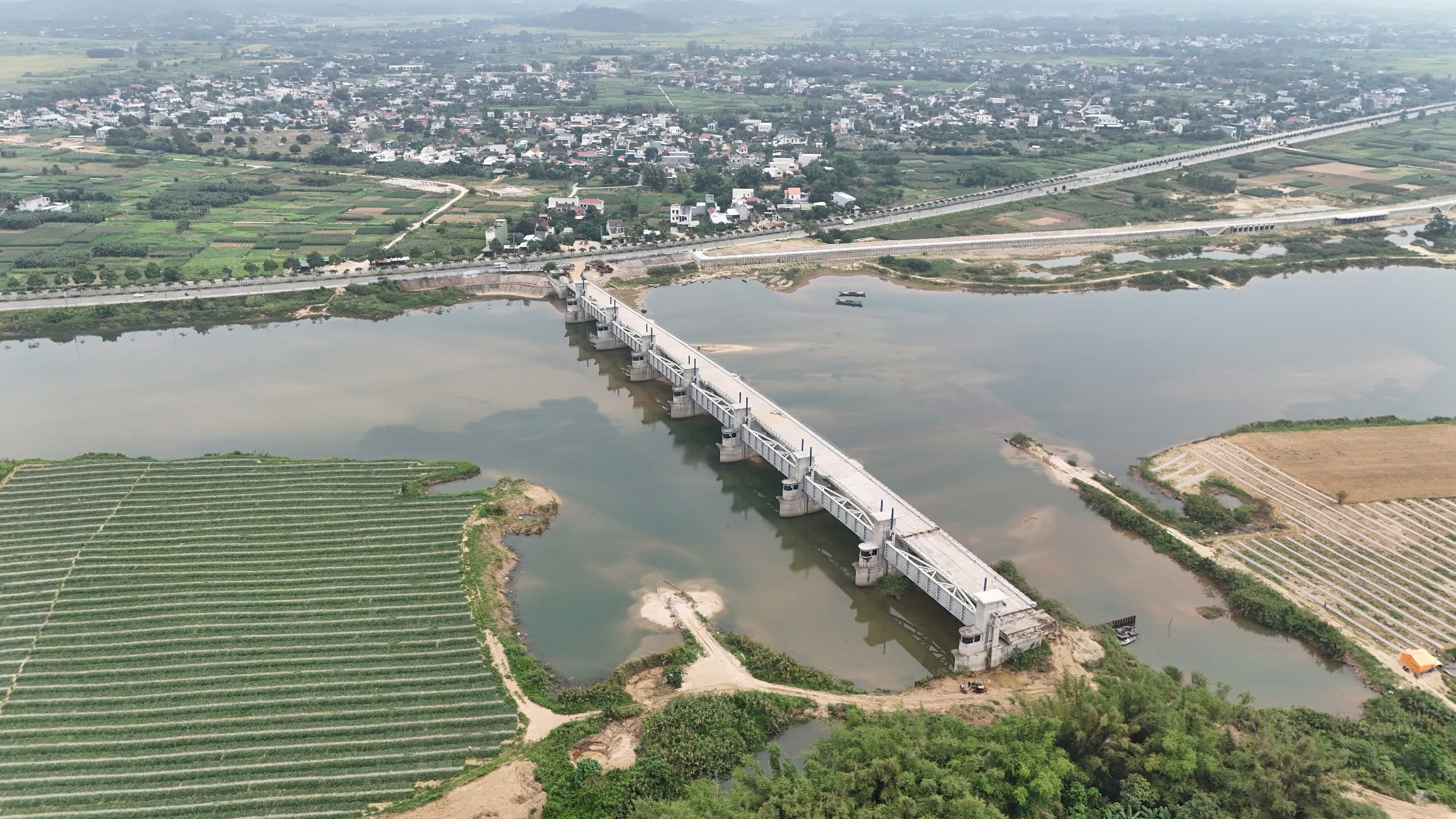 Ngổn ngang đập dâng 1.500 tỷ đồng liên tục 'trễ hẹn' về đích ở Quảng Ngãi