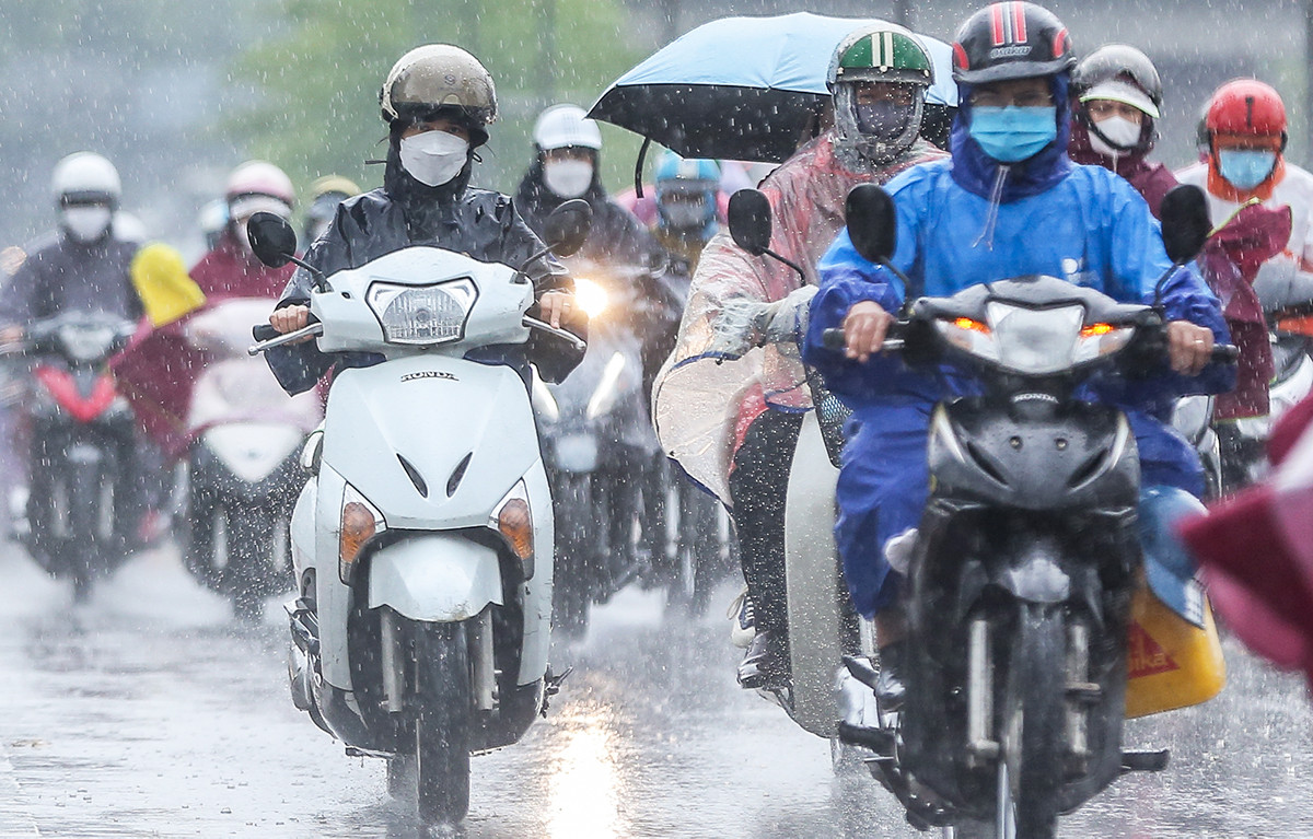 Dự báo thời tiết nghỉ lễ 30/4-1/5: Miền Bắc có mưa to, miền Nam nắng nóng