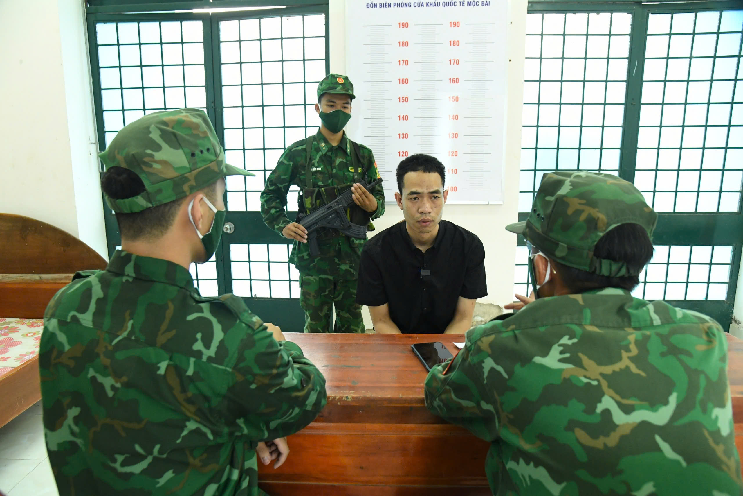 Từ cuộc gọi cầu cứu của nạn nhân, phá chuyên án mua bán người sang Campuchia