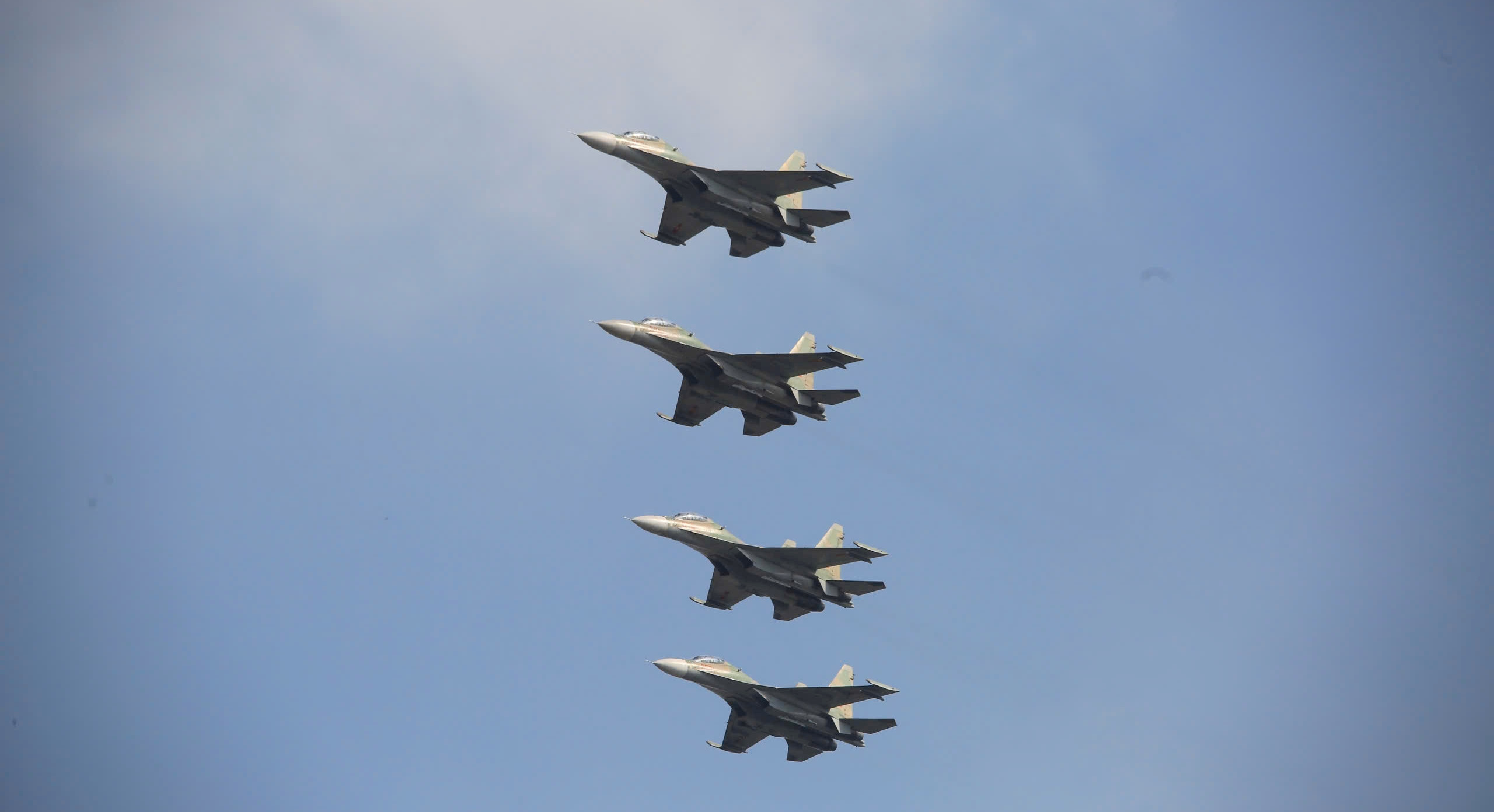 Phi đội trực thăng, tiêm kích trình diễn gì sáng 30/4?