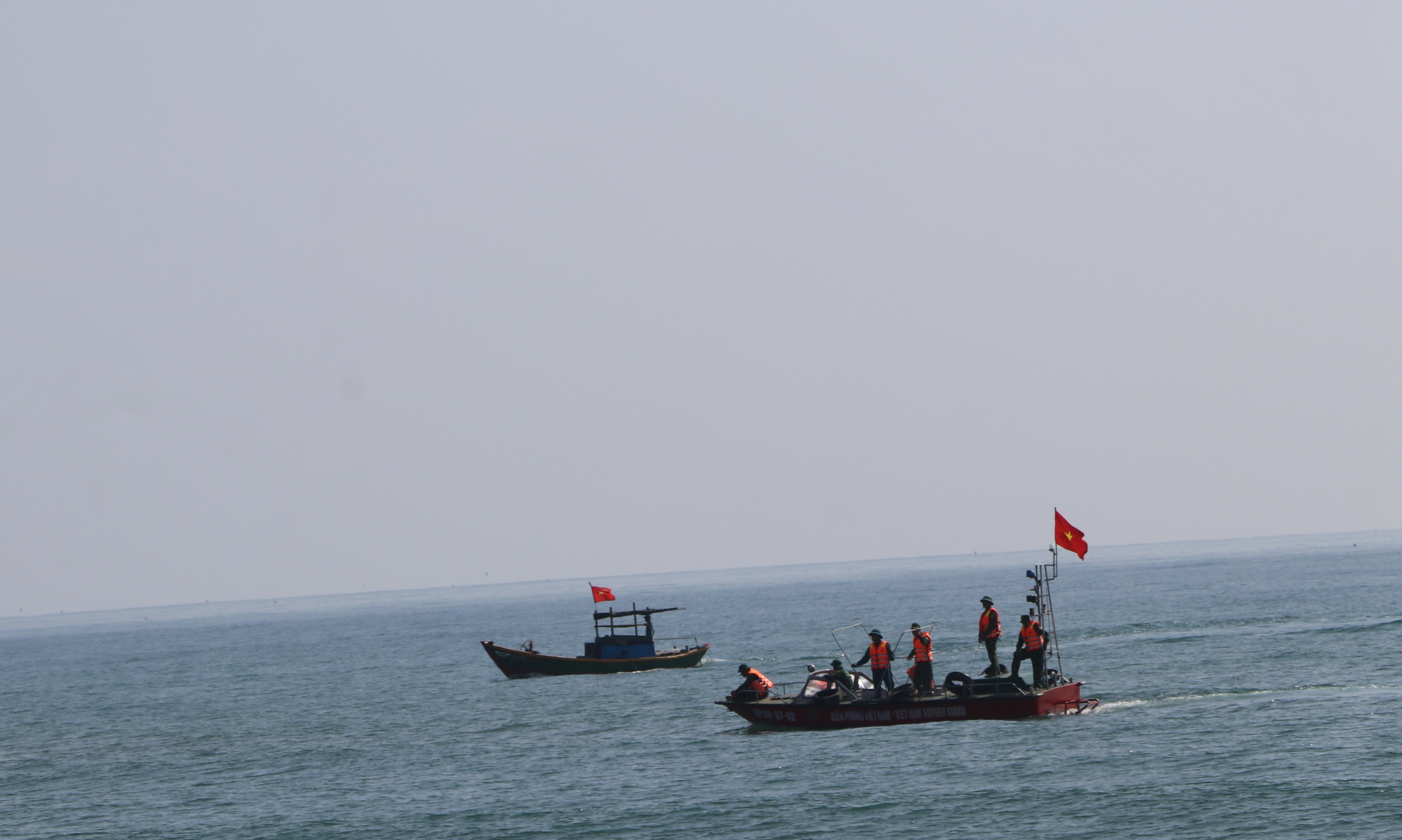 Tìm thấy thi thể thanh niên 16 tuổi chết đuối khi tắm biển ở Quảng Ngãi