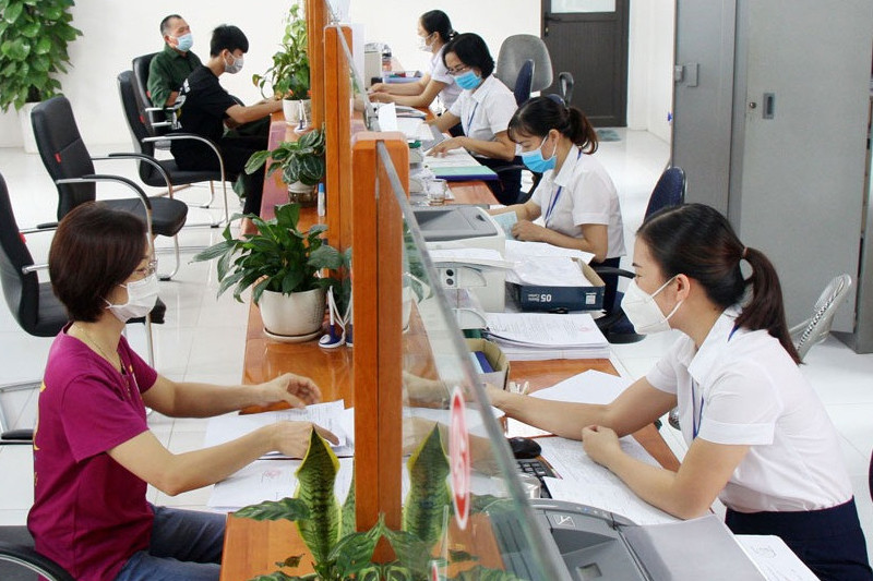 Công chức không nhất thiết đúng giờ đến cơ quan, hết giờ xách cặp về