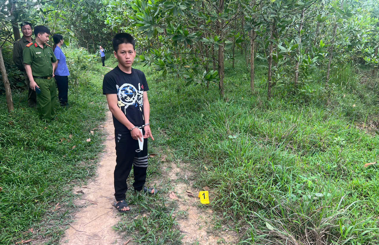 Lừa bán sắt vụn, gã thanh niên cưỡng hiếp một phụ nữ thu mua phế liệu