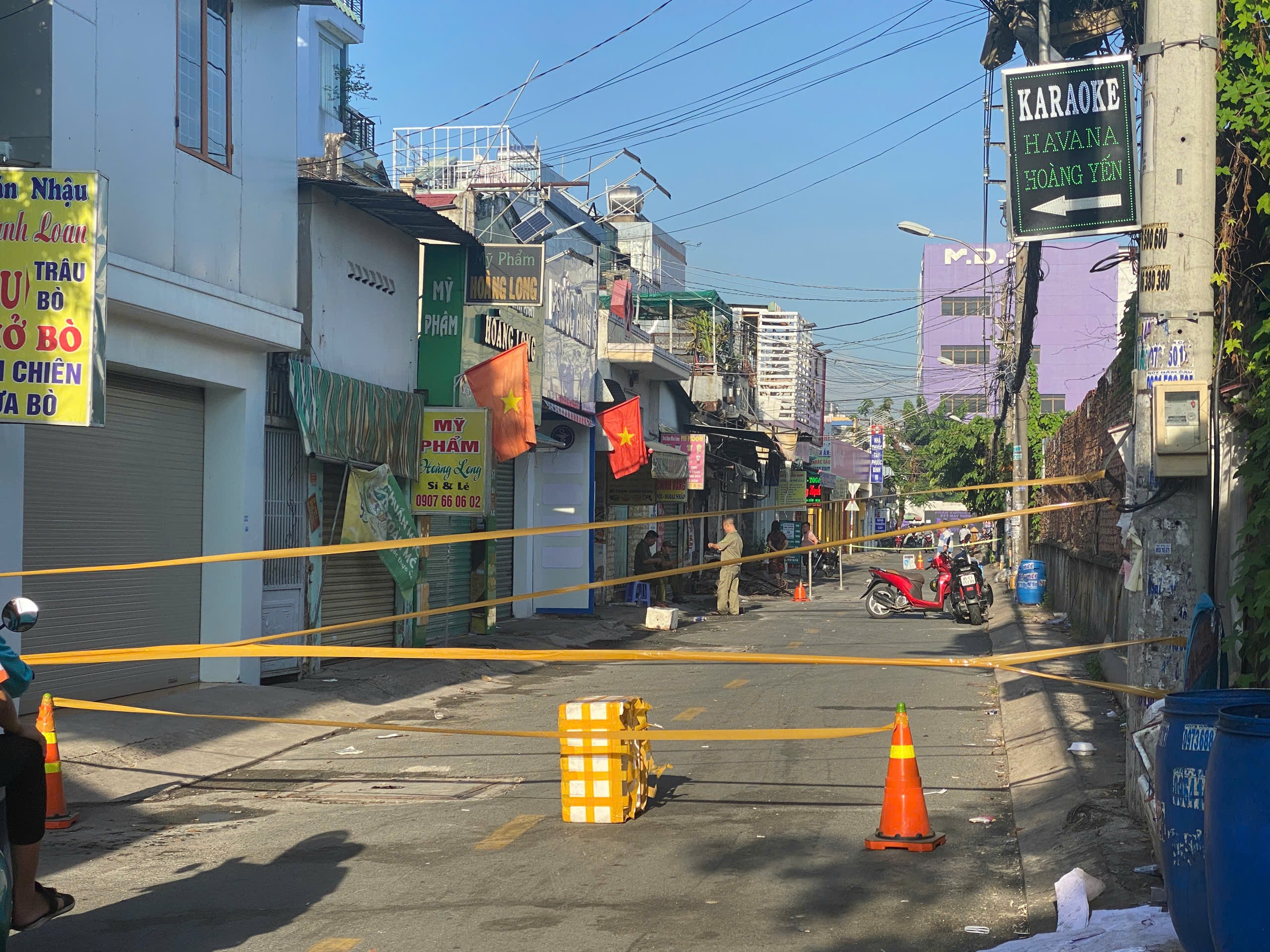 Cháy nhà 2 tầng ở TP.HCM, 1 người tử vong