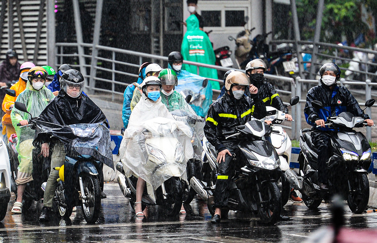 Dự báo thời tiết 10 ngày tới: Miền Bắc nhiều ngày có dông, cục bộ mưa to