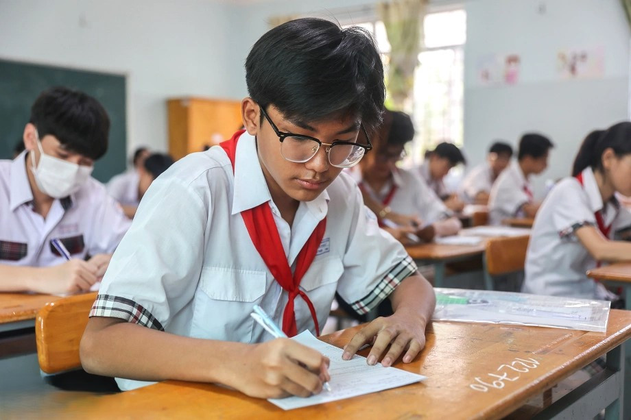 Top 10 trường THPT dễ trúng tuyển lớp 10 nhất TP.HCM năm 2025