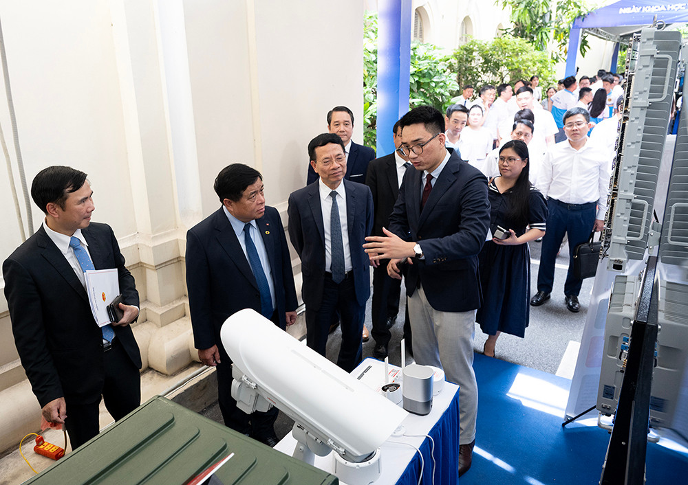 Bộ trưởng Nguyễn Mạnh Hùng: Có thể thu hút nhà khoa học, công nghệ toàn cầu giải 'bài toán lớn' của Việt Nam