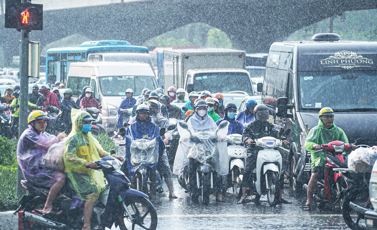 Miền Bắc bước vào đợt mưa rất lớn từ đêm nay