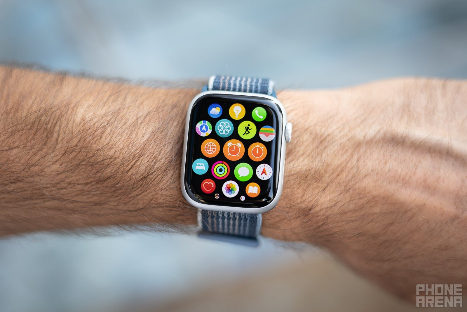 Apple watch mất 'ngôi vương' vào tay hãng công nghệ Trung Quốc