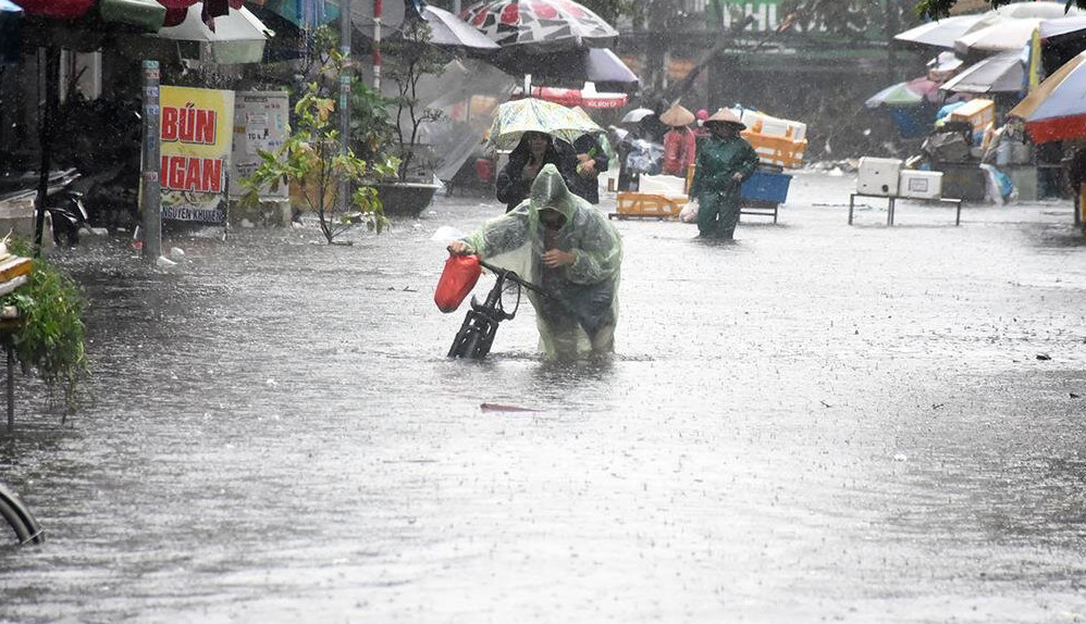 Không khí lạnh áp sát biên giới, Bắc Bộ mưa rất to