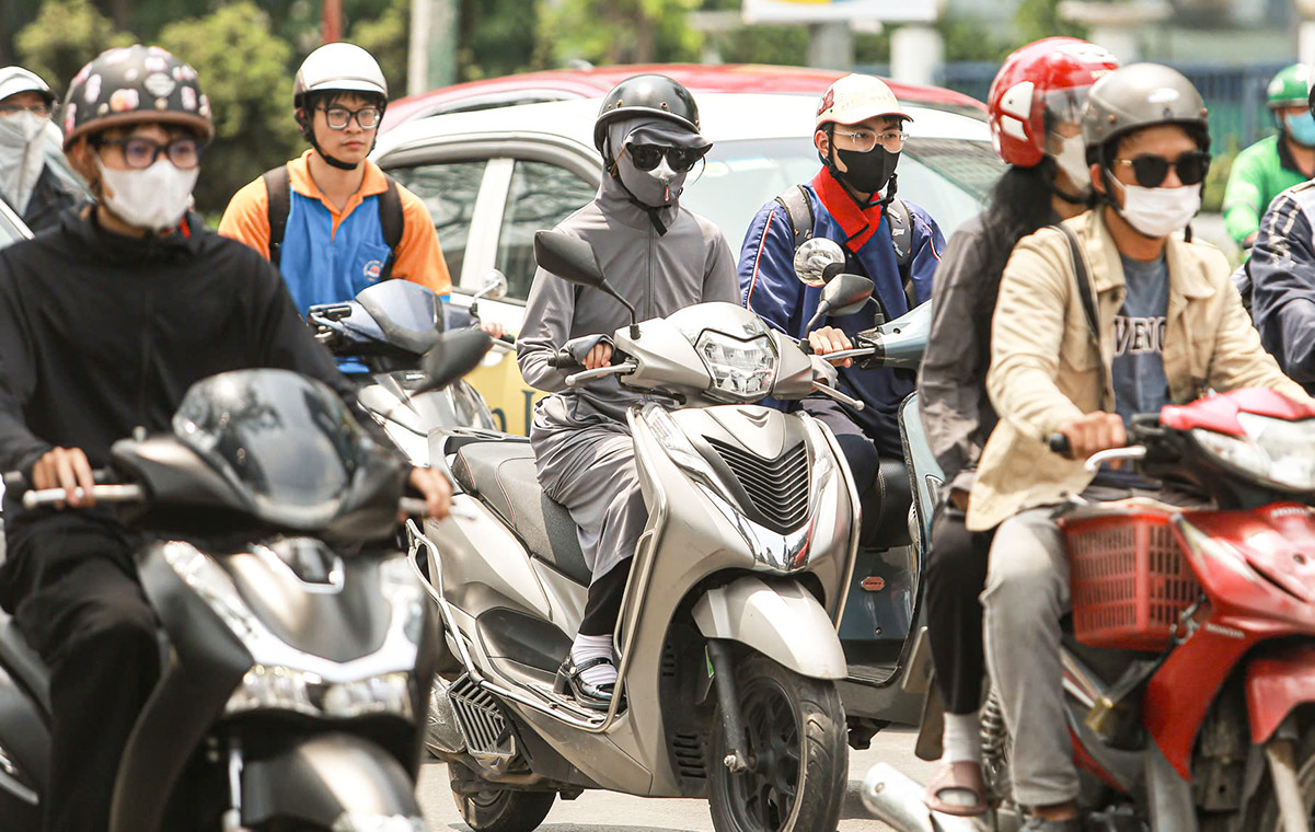 Dự báo thời tiết 10 ngày tới: Nắng nóng gay gắt gần 40°C ở miền Bắc, miền Trung