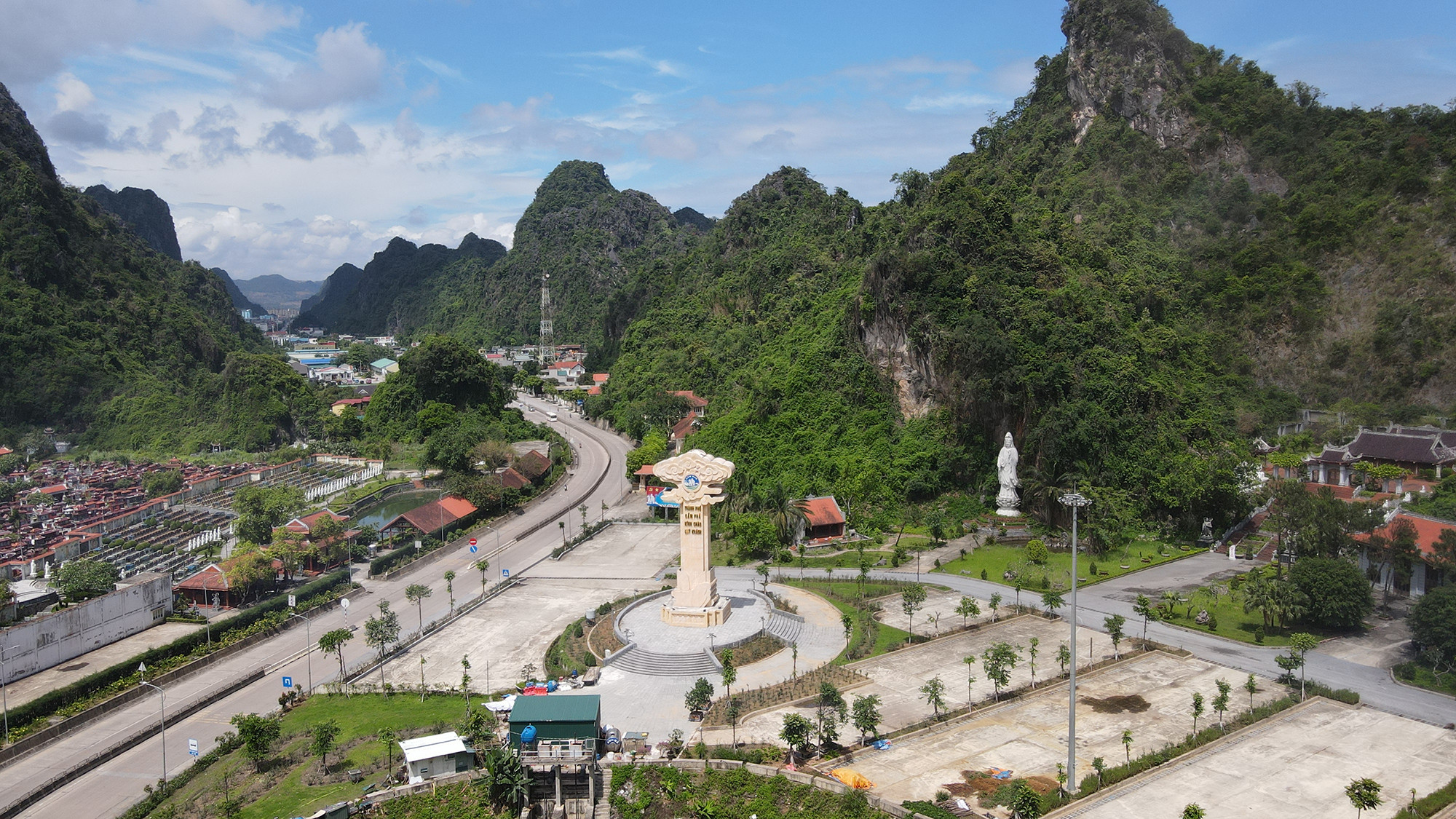 Doanh nghiệp kiện chính quyền ra tòa vì lấy đất làm dự án nhưng chưa đền bù giải phóng mặt bằng