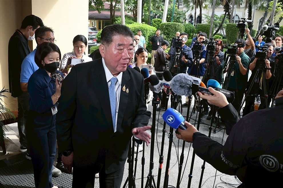 Thái Lan đóng hành lang biên giới với Campuchia