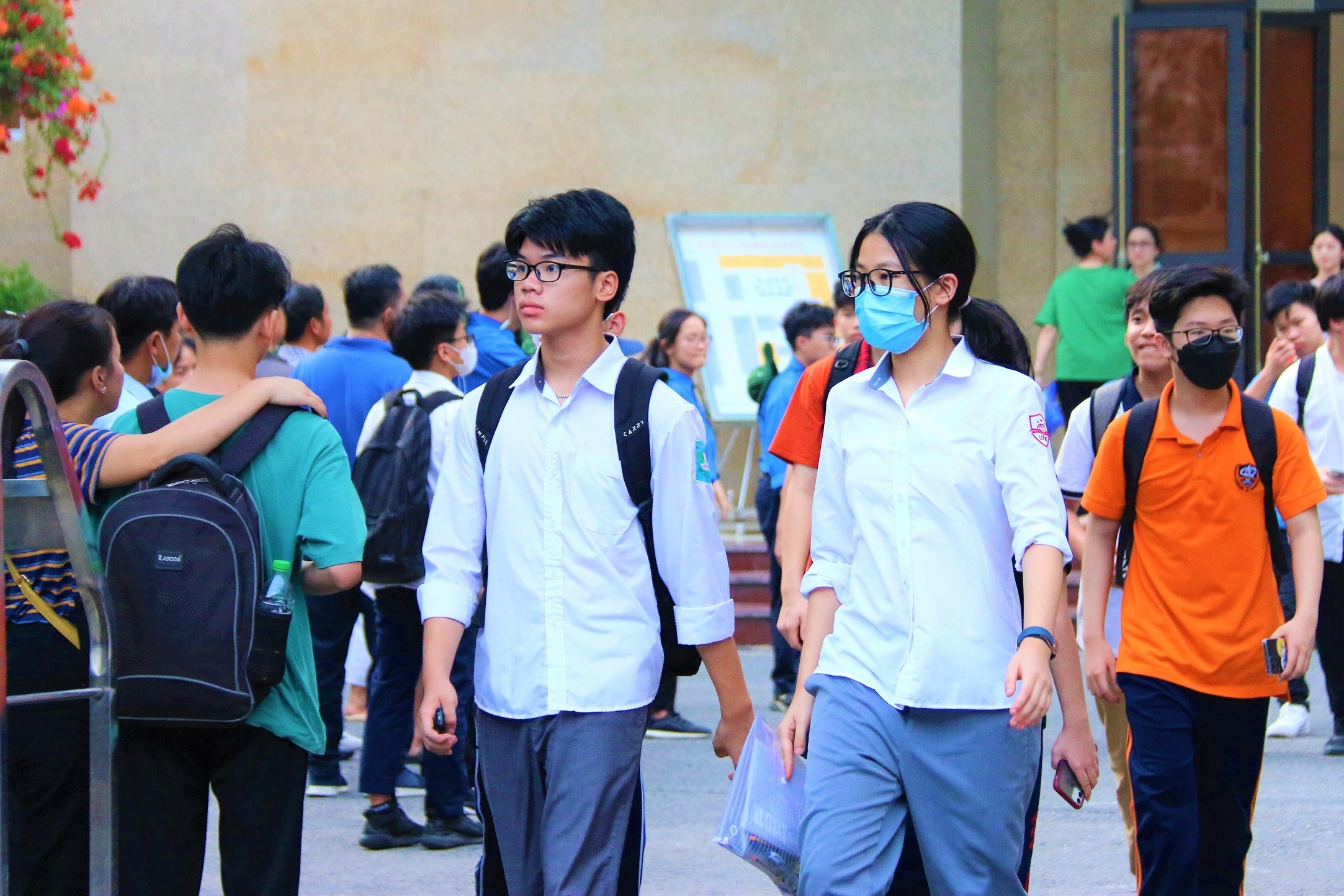 Trường chuyên đầu tiên tại Hà Nội công bố điểm chuẩn vào lớp 10