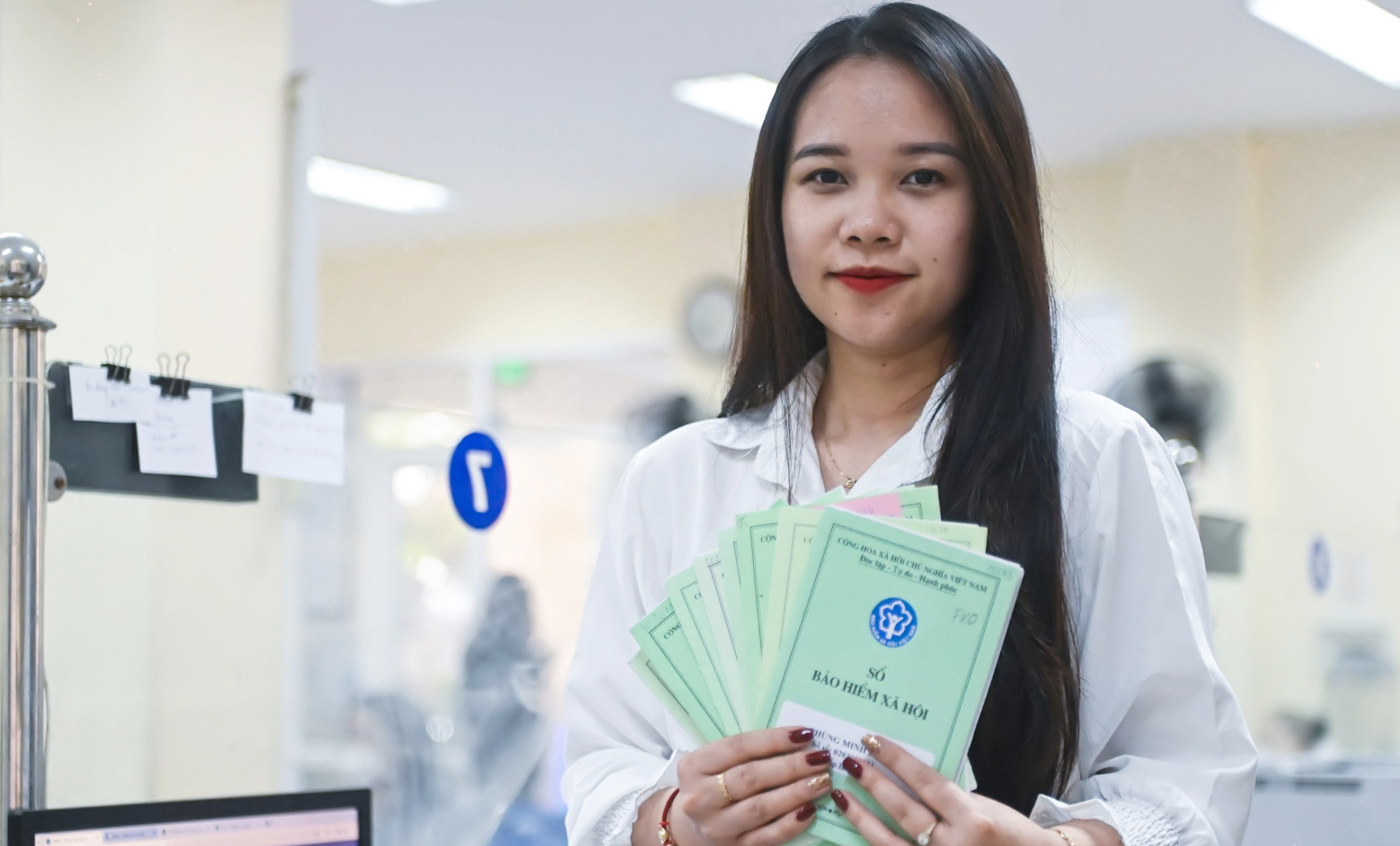 Lương 15 triệu đồng đóng bảo hiểm bắt buộc bao nhiêu?