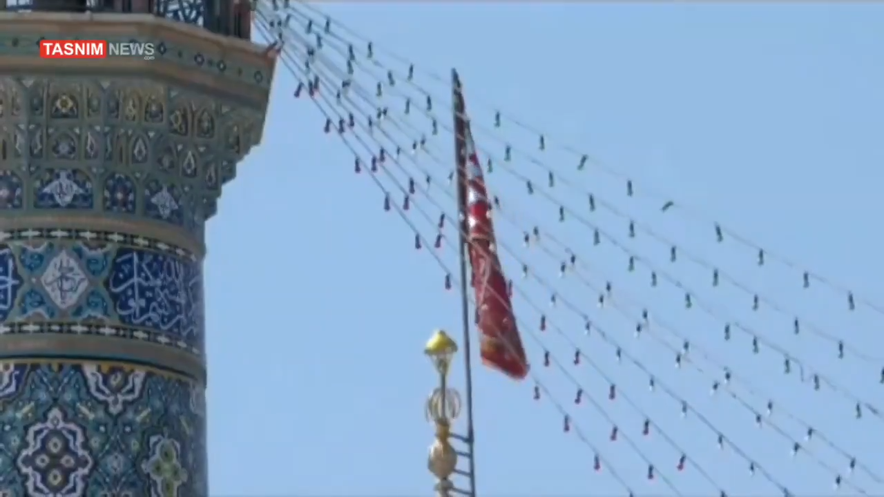 Video ‘Cờ báo thù’ bay trên nhà thờ Hồi giáo Iran
