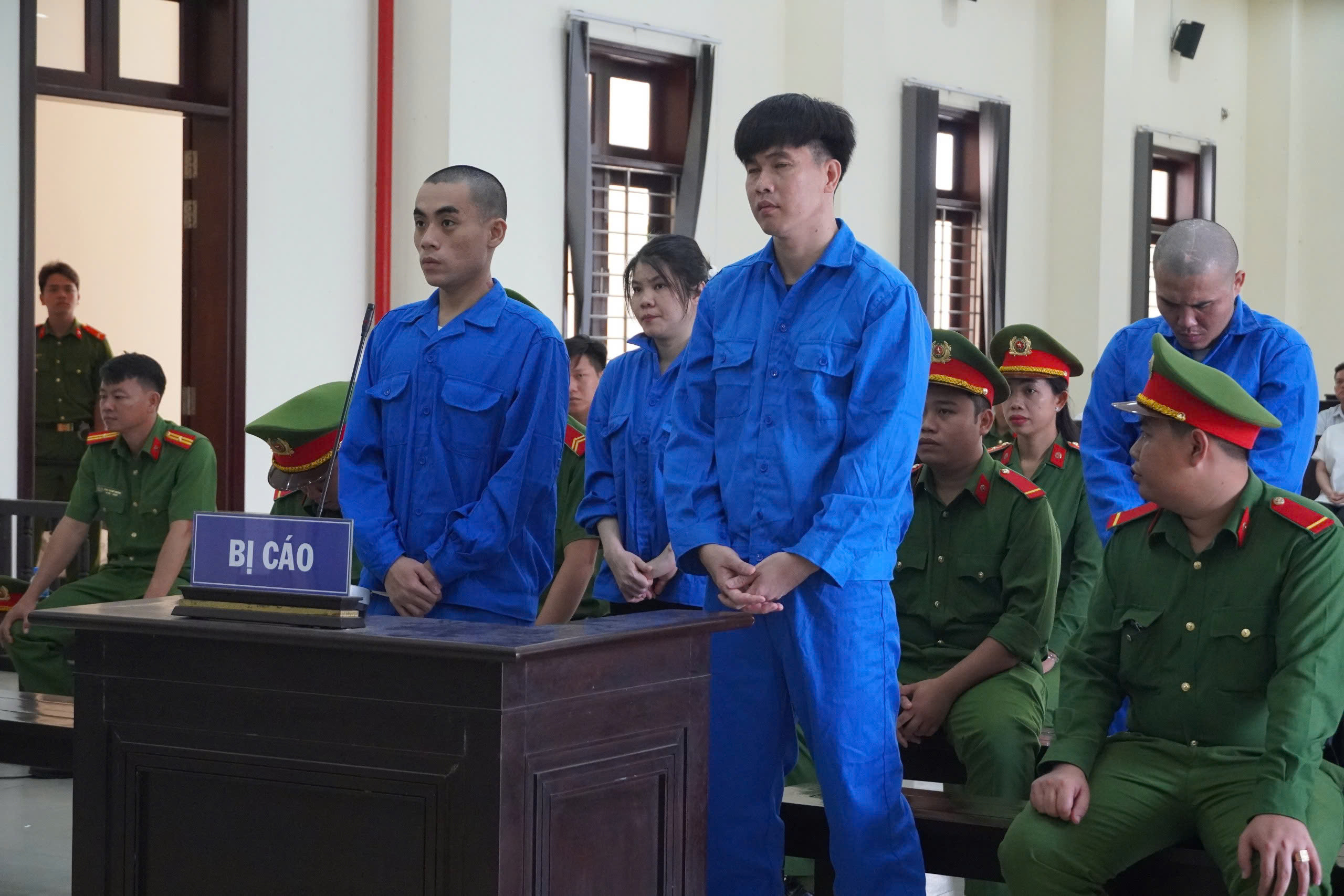 Nhóm tội phạm ma túy tông chết CSGT ở Long An: Tòa tuyên 3 án tử hình