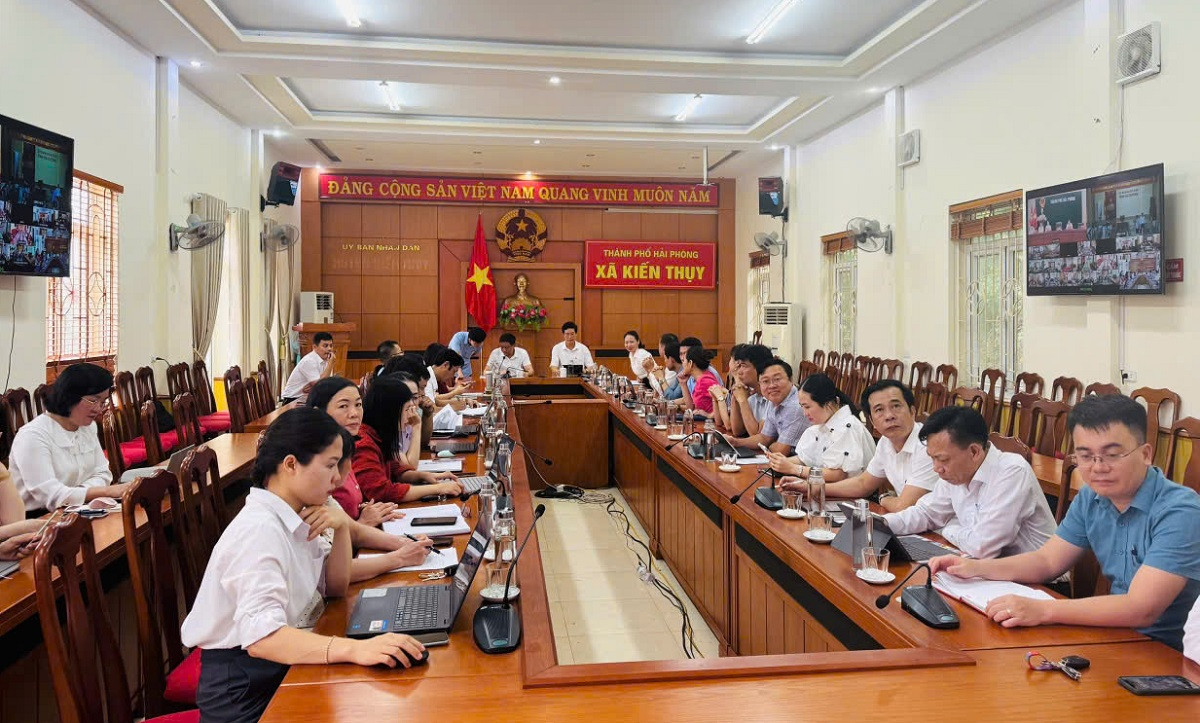 Ngày đầu thử nghiệm vận hành mô hình chính quyền 2 cấp tại Hải Phòng ra sao?