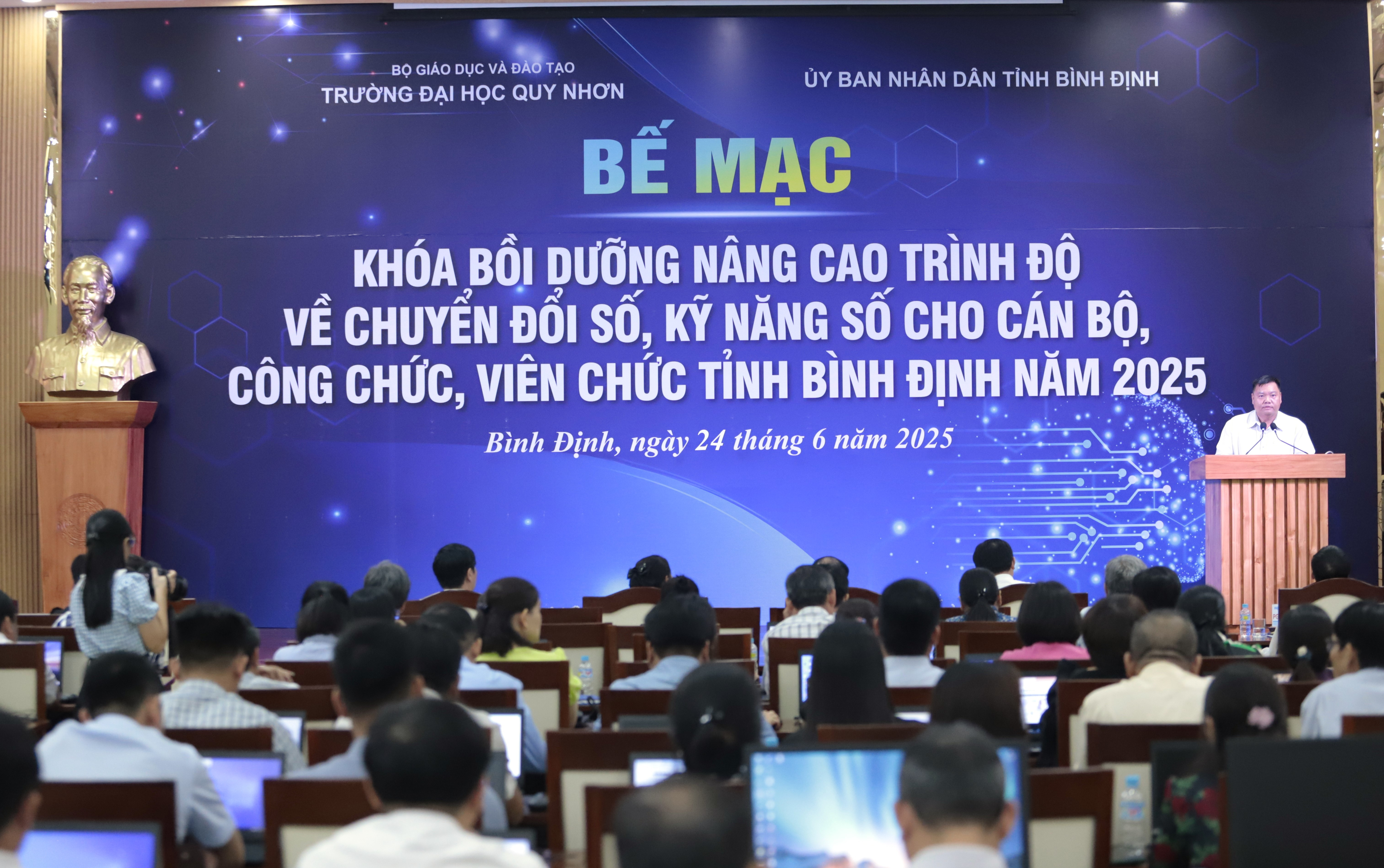 Hơn 6.900 cán bộ Bình Định sẵn sàng vận hành bộ máy mới bằng số hóa