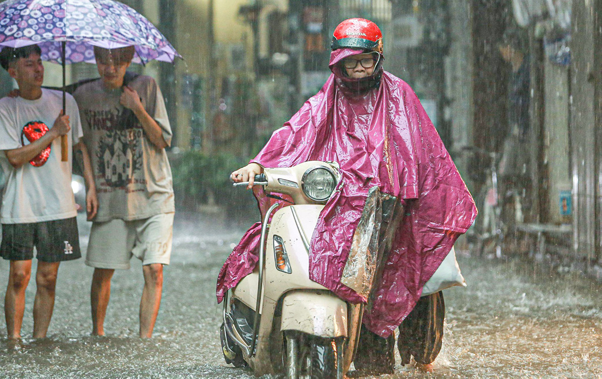 Dự báo thời tiết 10 ngày: Hà Nội và các tỉnh thành miền Bắc tiếp tục mưa dông