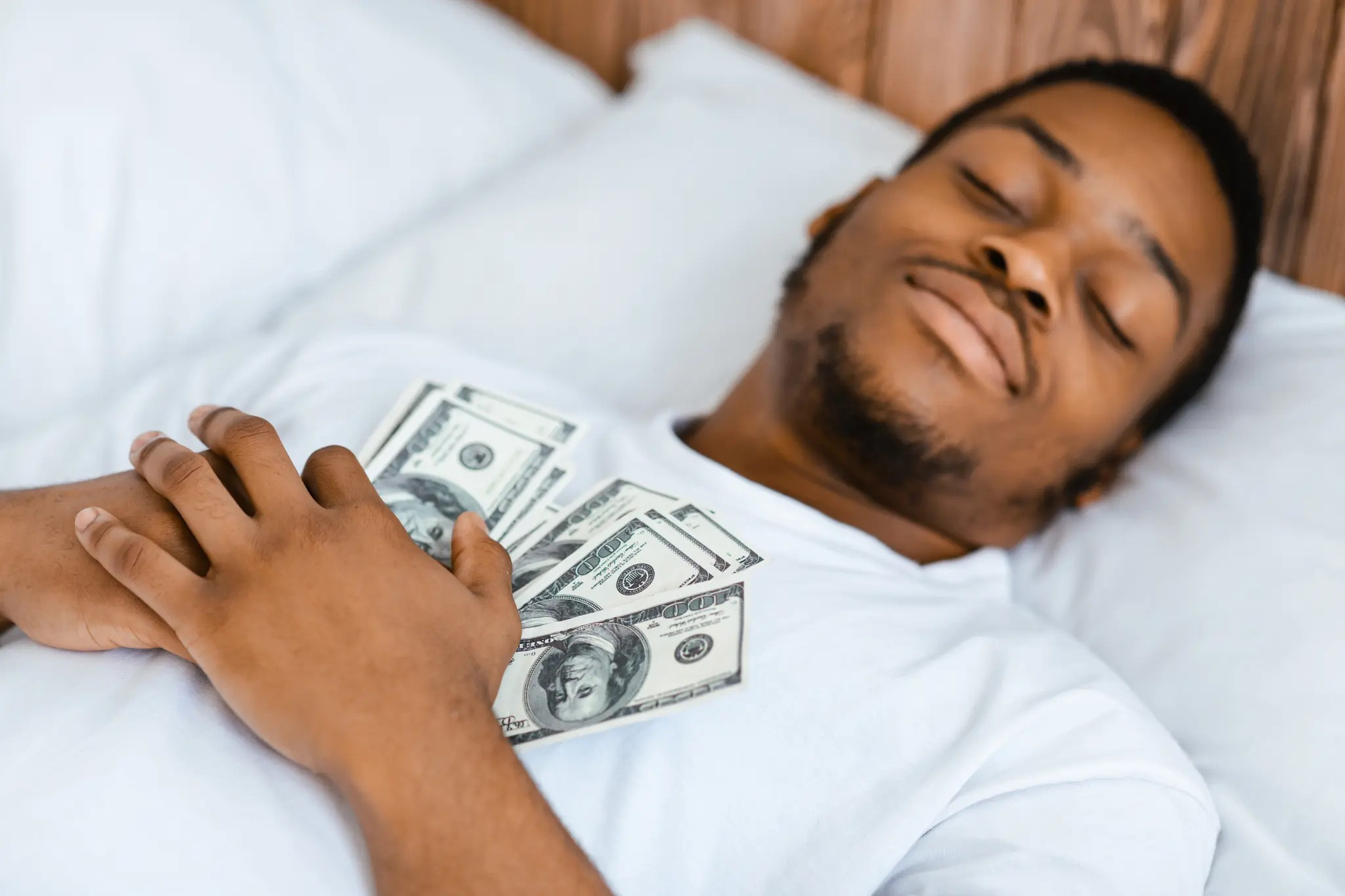 Những người tiêu tiền kiểu này thường hạnh phúc hơn dù kiếm nhiều hay ít